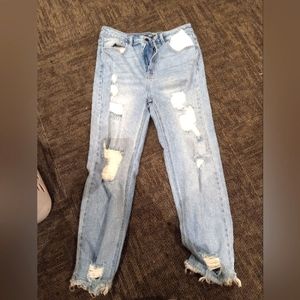 Fashion nova ripped  boyfriend jeans